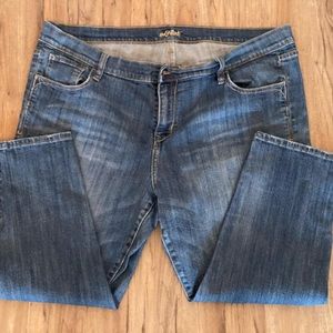 4/$20 Old Navy Blue Denim Capris